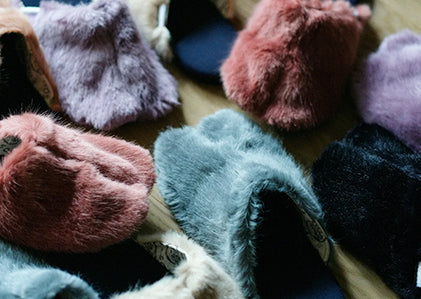 Faux Fur Slim Type Split Toe Slipper