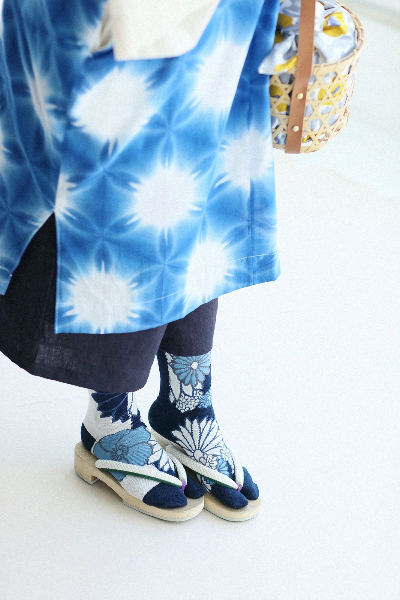 Tabi Socks (Mid-calf)／Gold Damask Ryo【Men・Women】