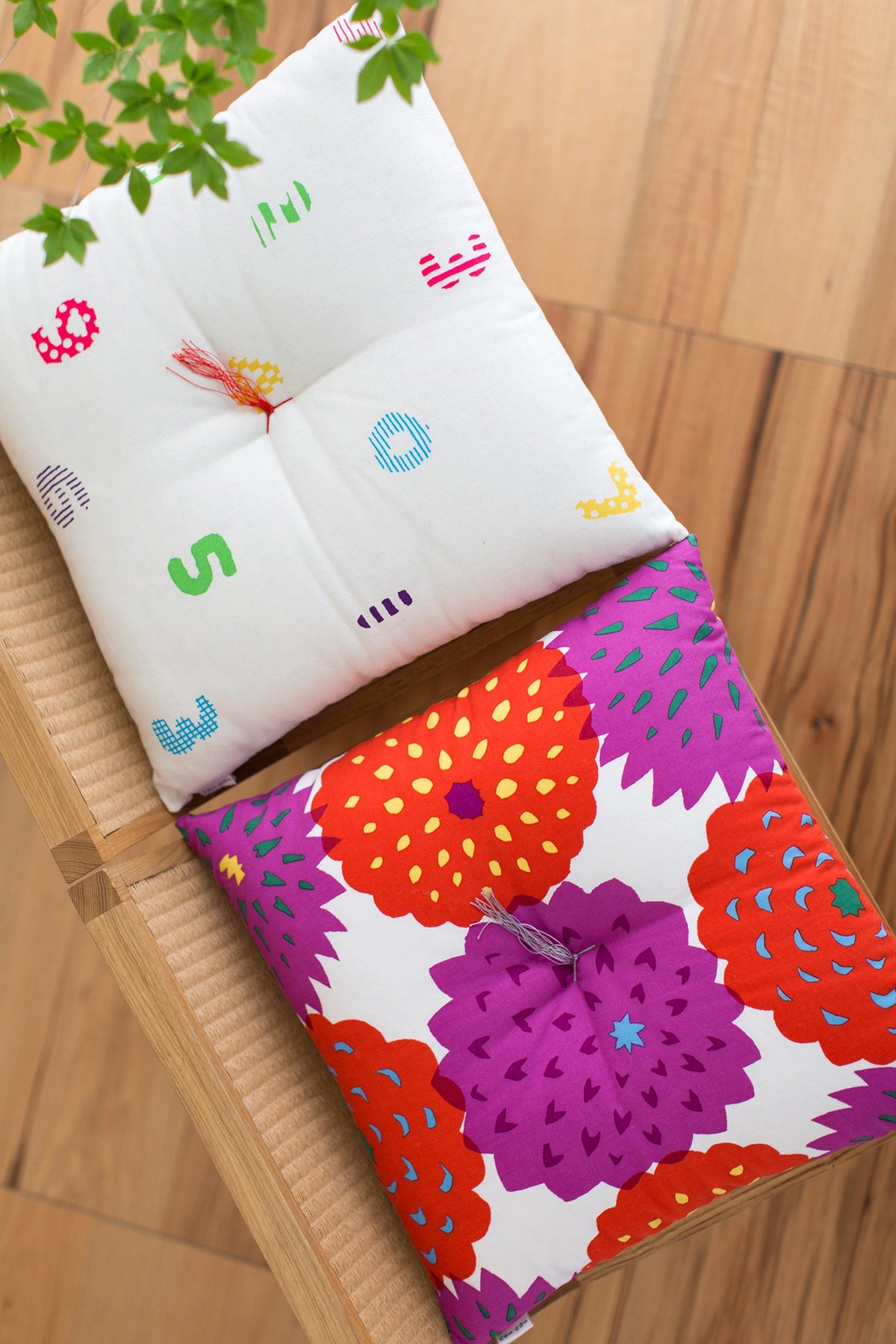 [Expédié sous 3 semaines] Coussin SOU/SOU Kyoto (21ème toile) / Pivoine Tenjiku Kyohiirobana (Kyohiirobana)