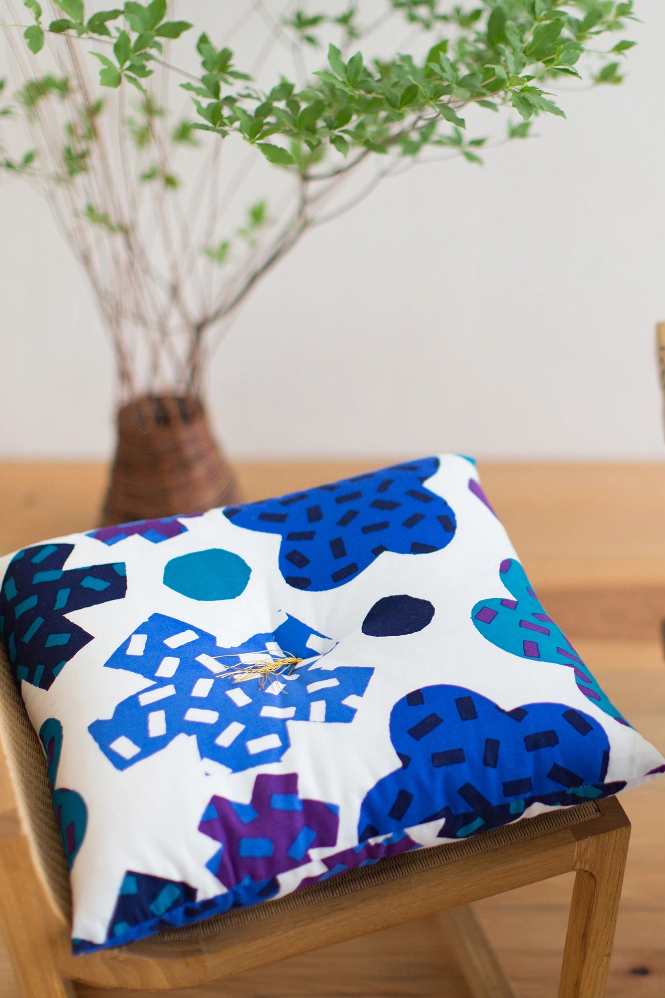 [Expédié sous 3 semaines] Coussin SOU/SOU Kyoto (armure toile 21ème)/konpeito (konpeito)