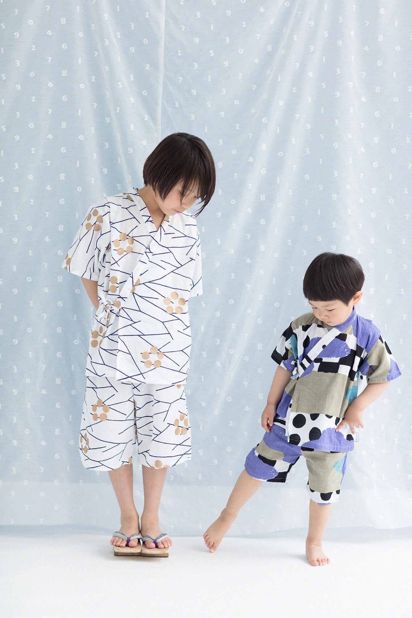 '身長：'129cm,'年齢：'8歳,'着用サイズ：'XL