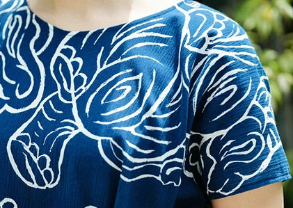 【จองล่วงหน้า】ชุดยูกาตะย้อมครามลายสี่เหลี่ยม 