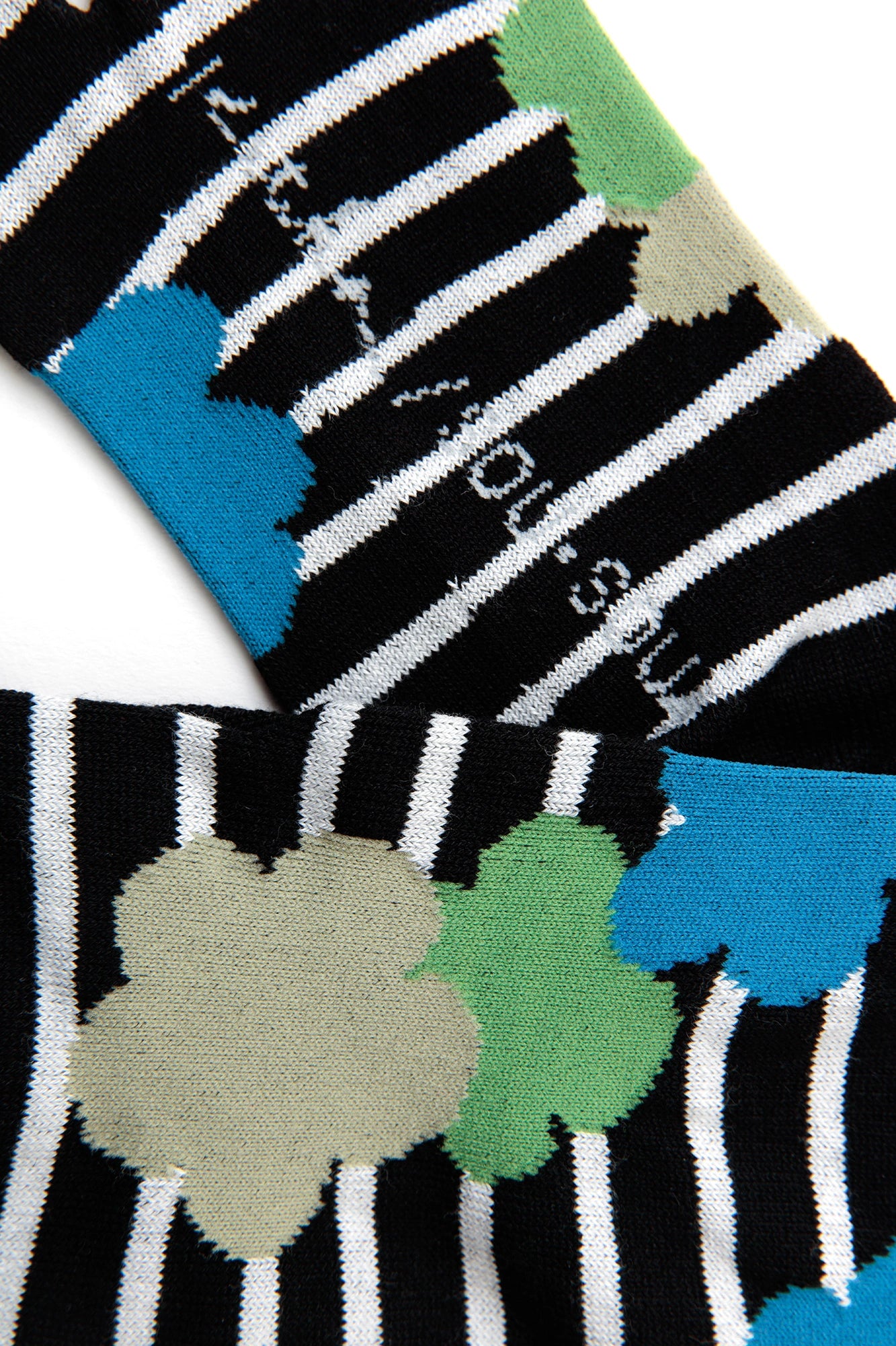 Tabi Socks（Under Knee）／Woven Roses Black【Women】