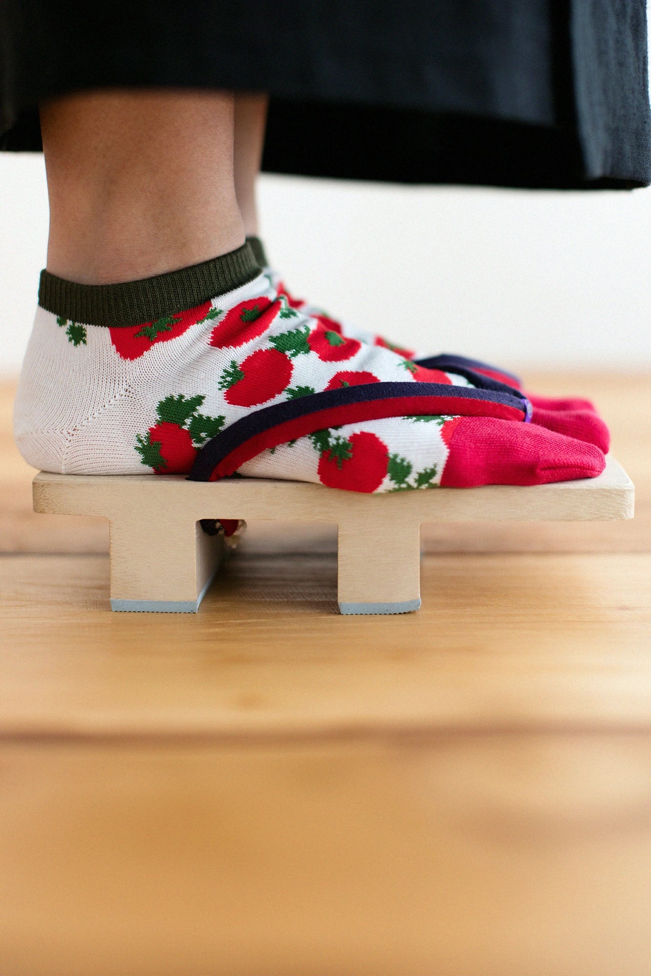 Tabi Socks（Low-cut）／Tomato Red【Men・Women】