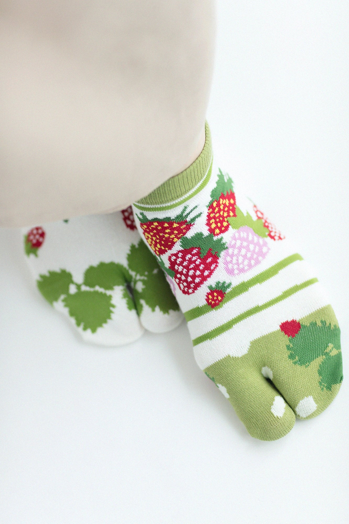 Tabi Socks（Low-cut）／Strawberry Picking【Men・Women】
