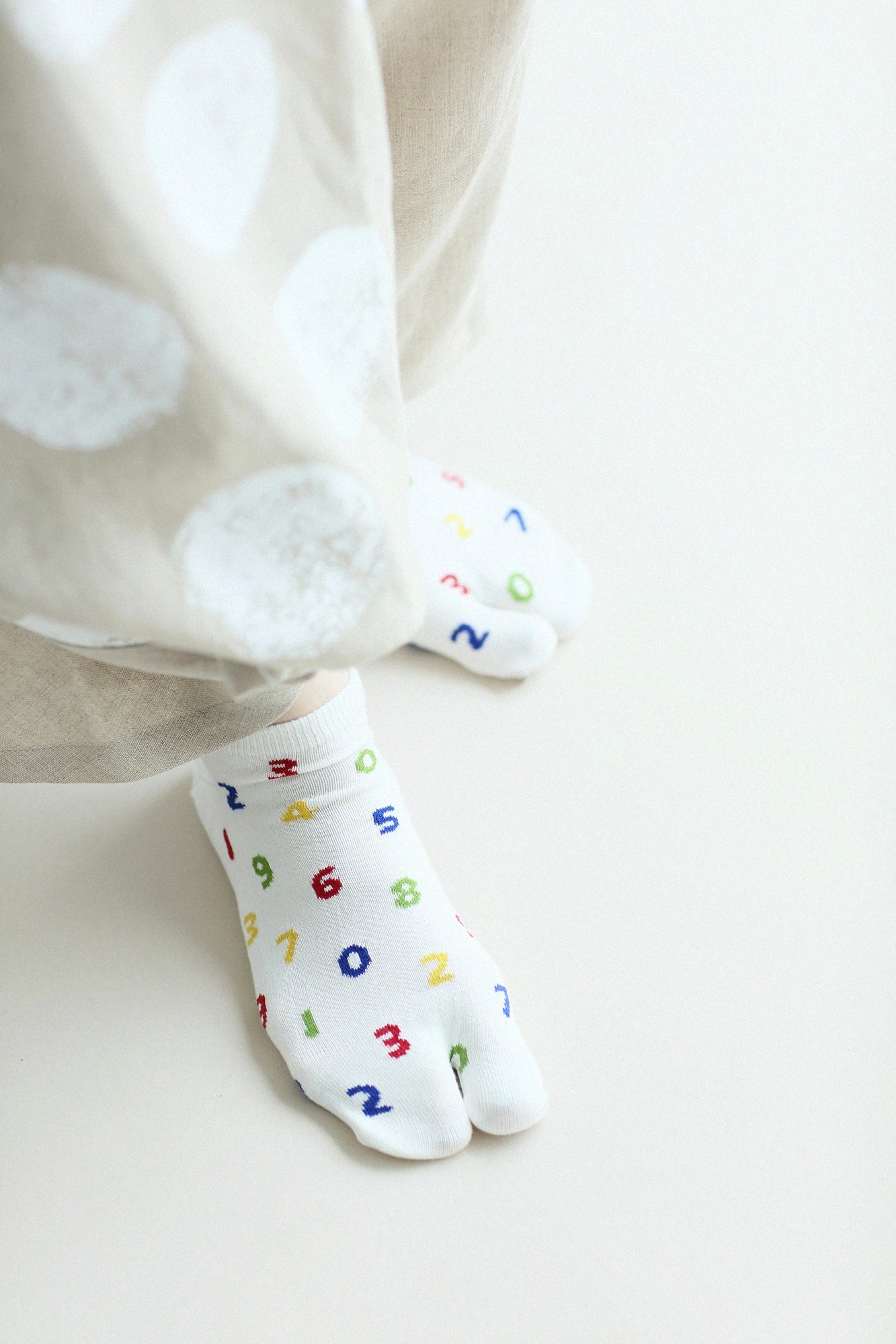 Tabi Socks（Low-cut）／SO-SU-U 4-color Ecru【Men・Women】
