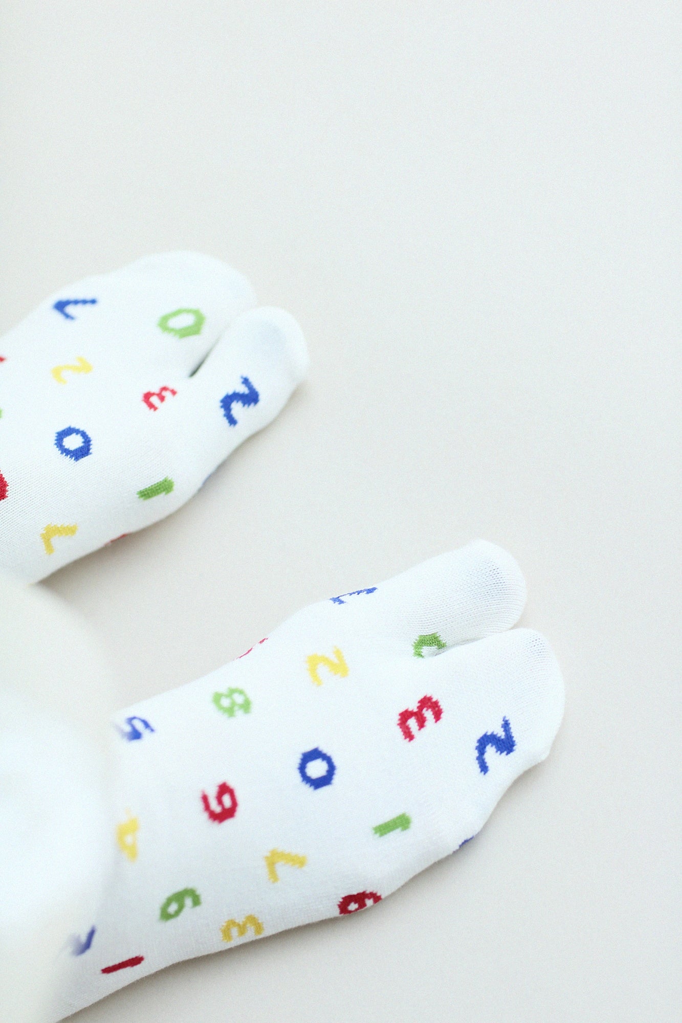 Tabi Socks（Low-cut）／SO-SU-U 4-color Ecru【Men・Women】