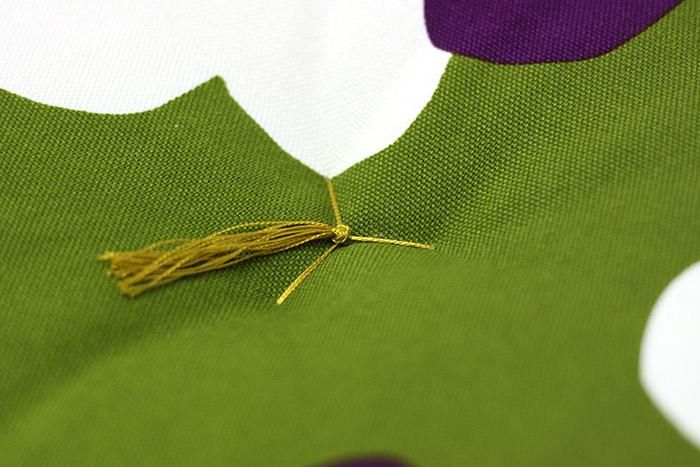 SOU・SOUKyoto Cushion（No.8 Canvas）／Layered-flowers Moegi [※DeliveryApproximately 3 weeks]