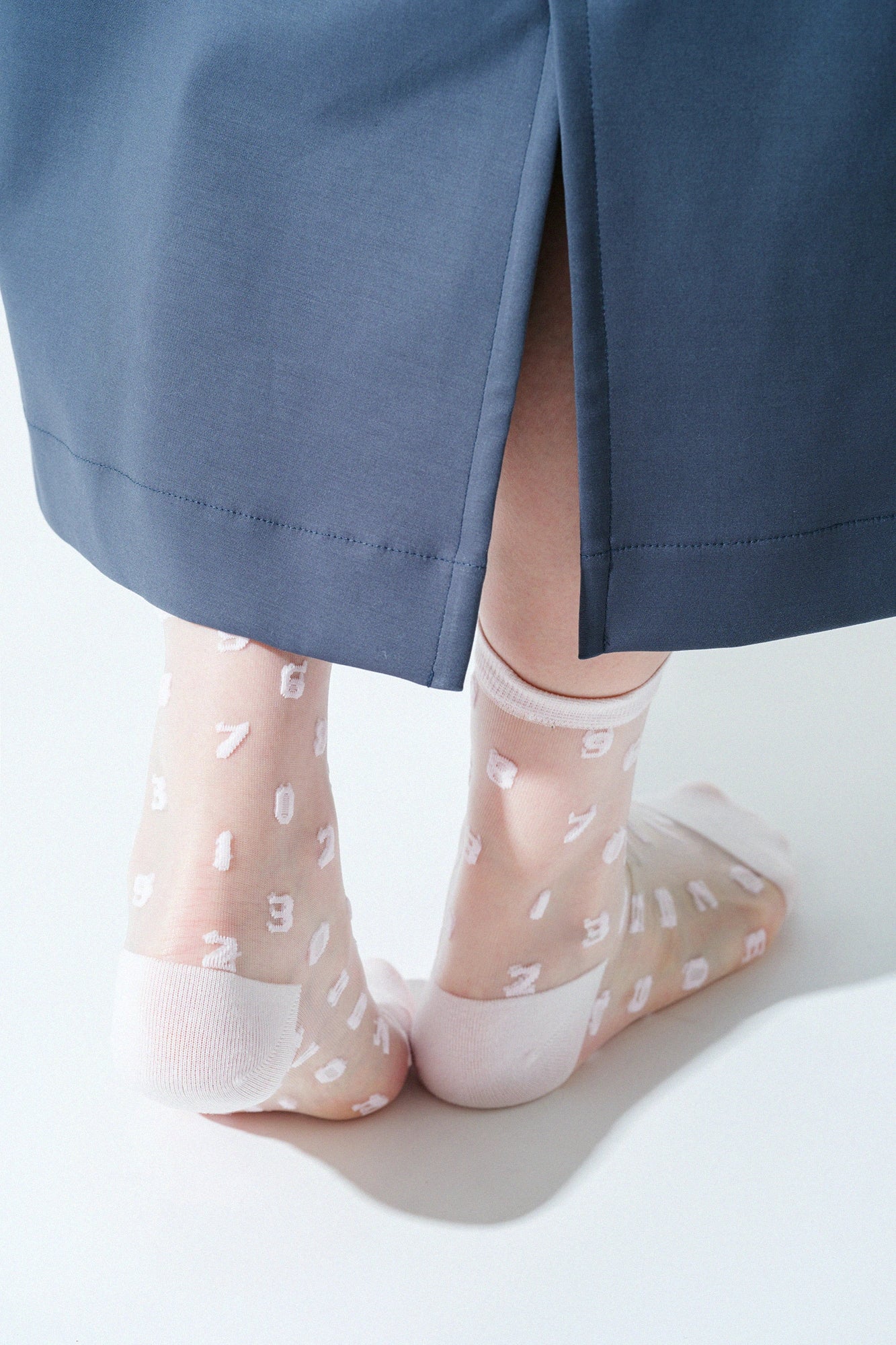 Textile Sheer Socks／SO-SU-U Baby Pink