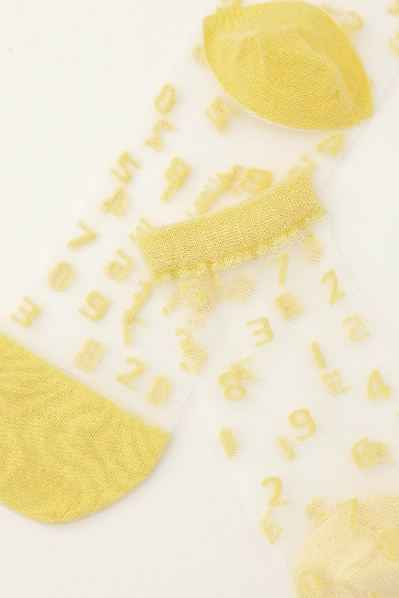 Textile Sheer Socks／SO-SU-U Lemon Cream