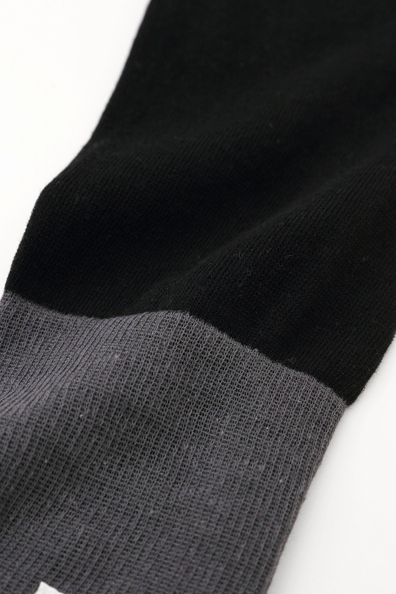 【Scheduled to ship around Mar 3】Bi-color Leggings  ／Black×Dark Grey