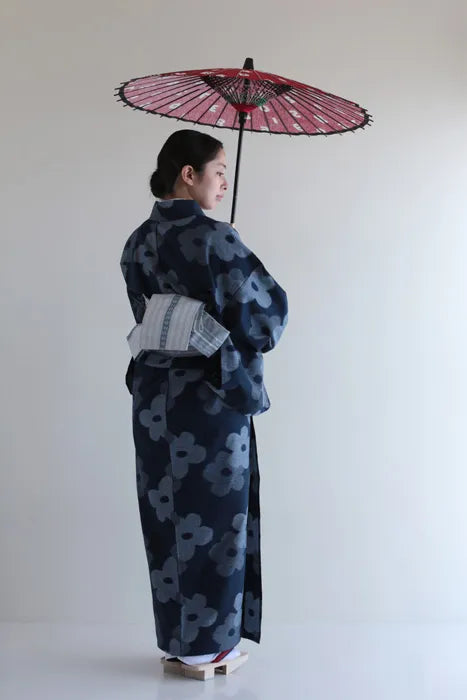 【※お仕立て別】久留米絣 反物／花がさね 鉄紺（てつこん）