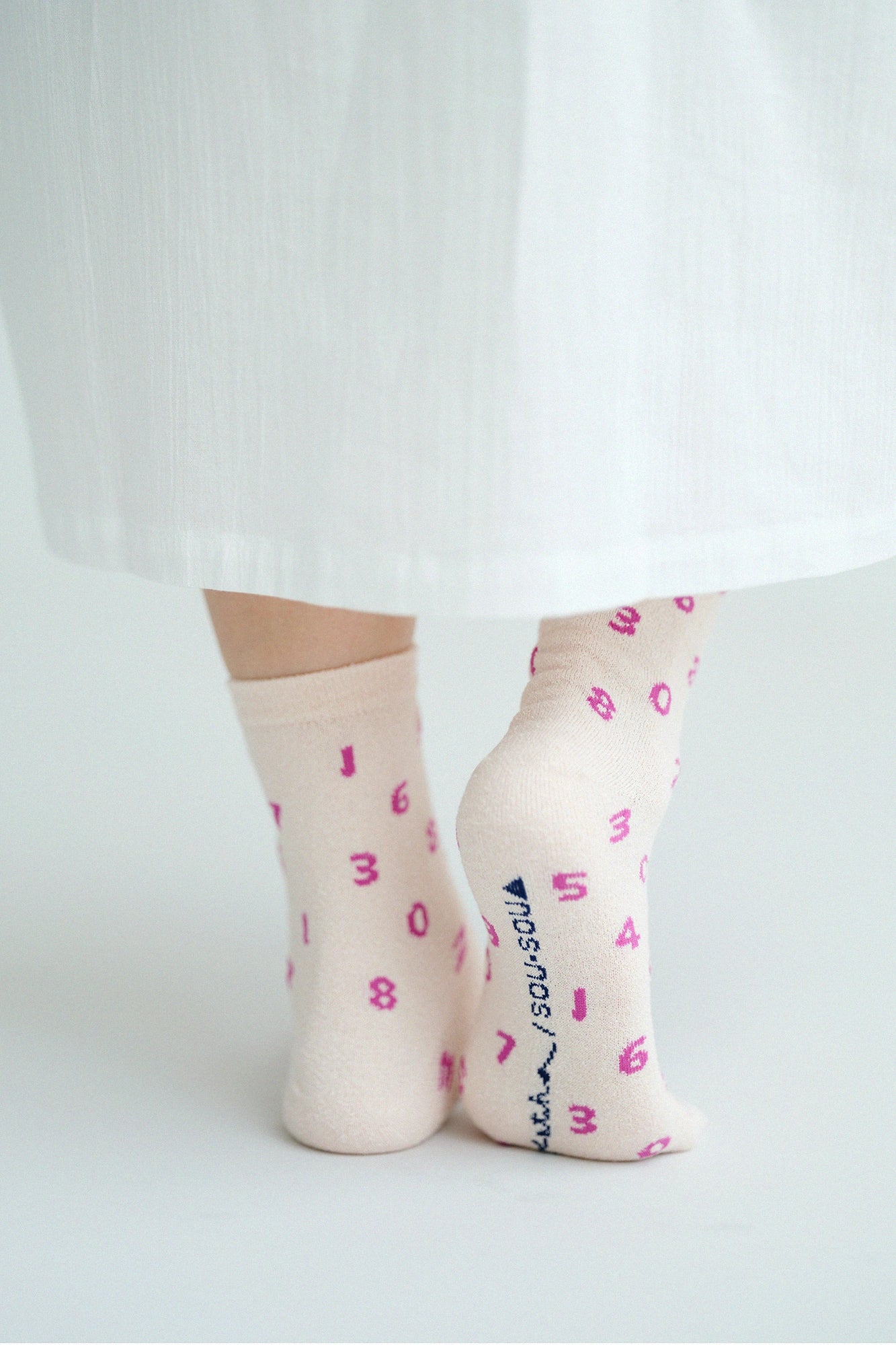 【net limited】Boucle Eco-friendly Tabi Socks (Mid-calf) / SO-SU-U Sakura Pink▲