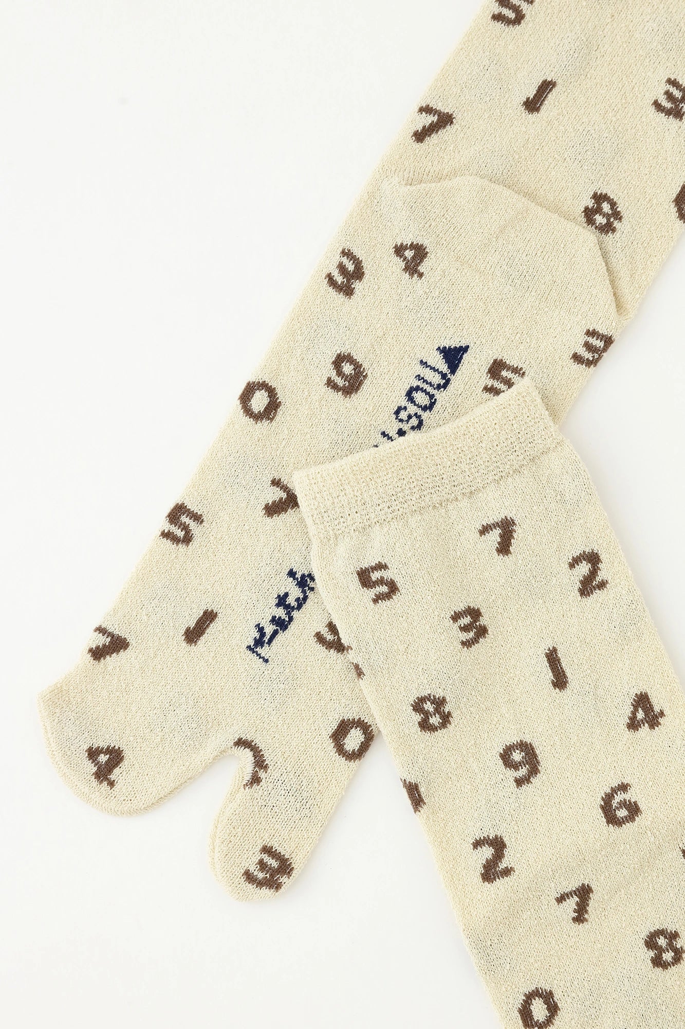 【net limited】Boucle Eco-friendly Tabi Socks (Mid-calf) / SO-SU-U Grey Yellowish Green▲