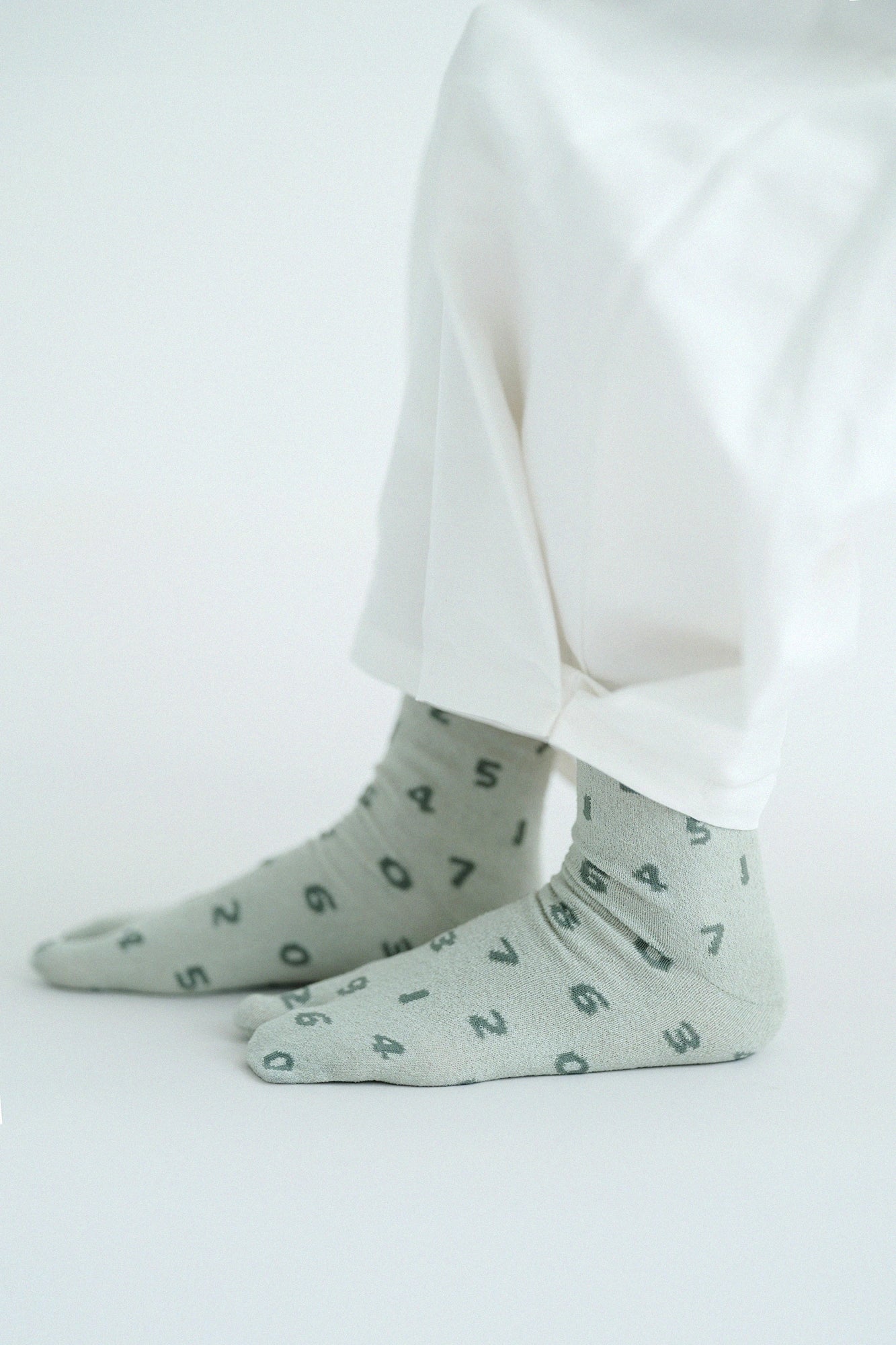 【net limited】Boucle Eco-friendly Tabi Socks (Mid-calf) / SO-SU-U Light Green▲
