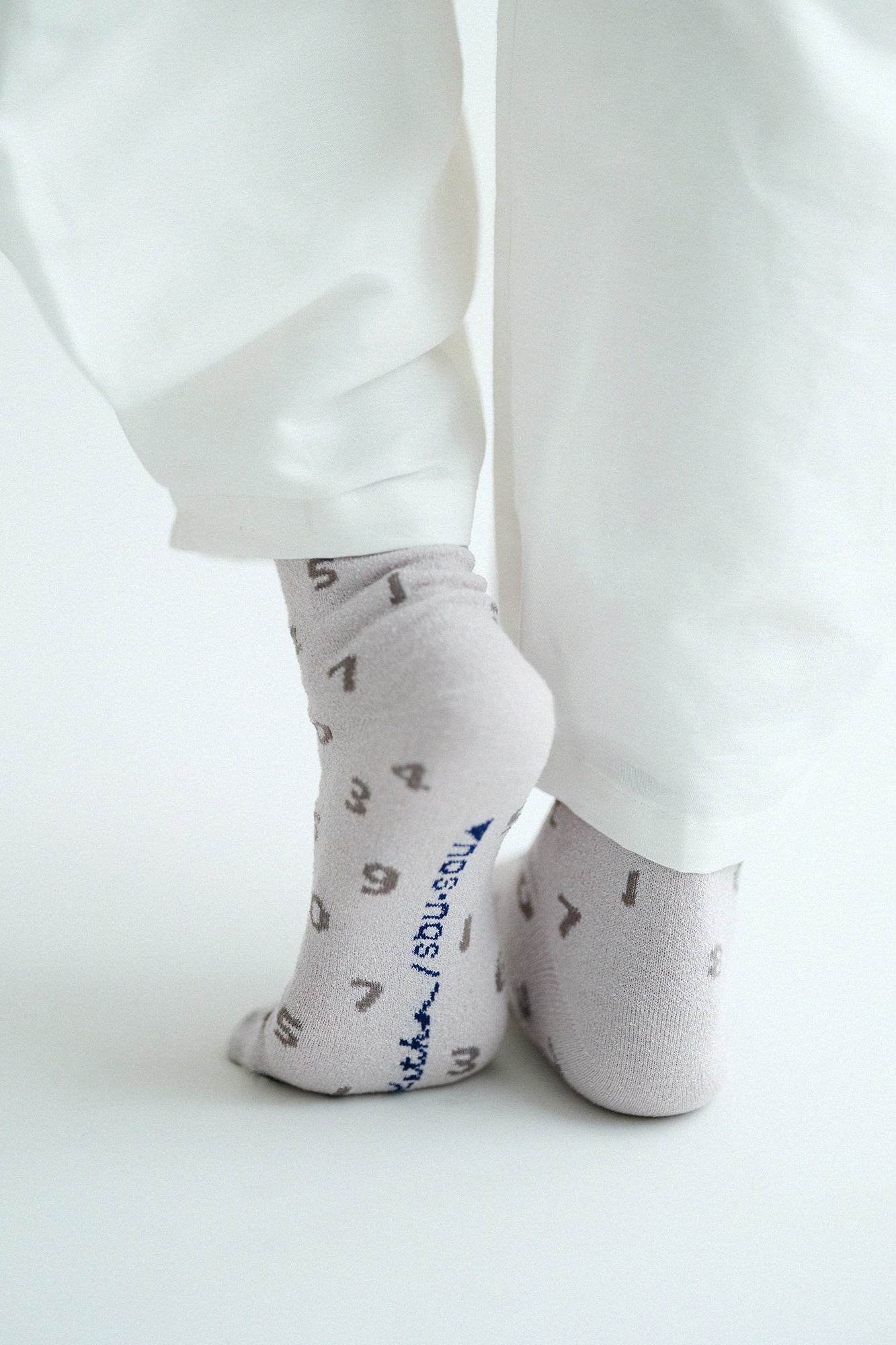 【net limited】Boucle Eco-friendly Tabi Socks (Mid-calf) / SO-SU-U Haze Color▲