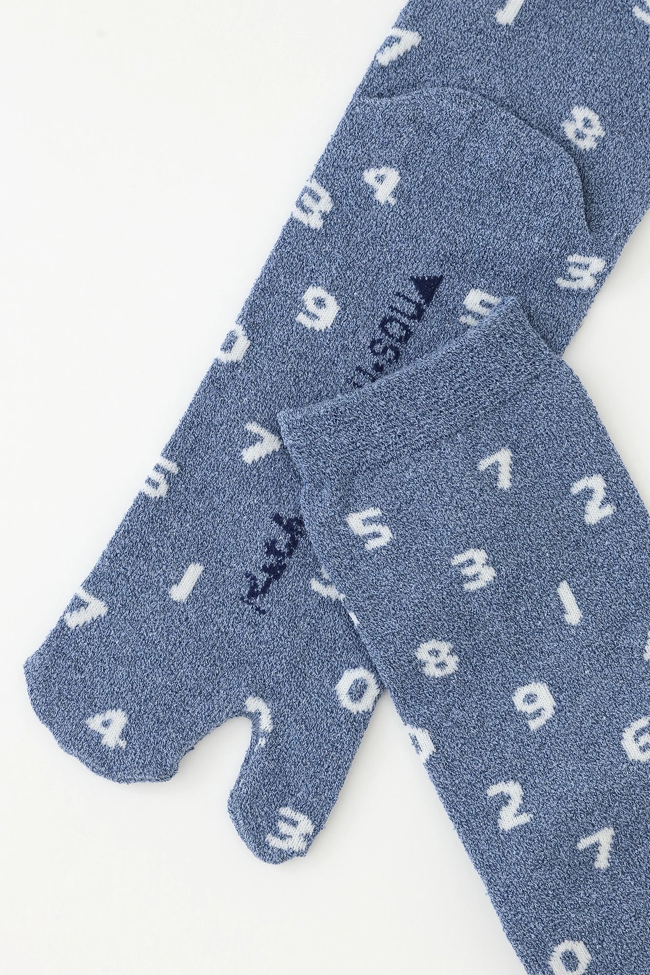 【net limited】Boucle Eco-friendly Tabi Socks (Mid-calf) / SO-SU-U Grey Blue▲