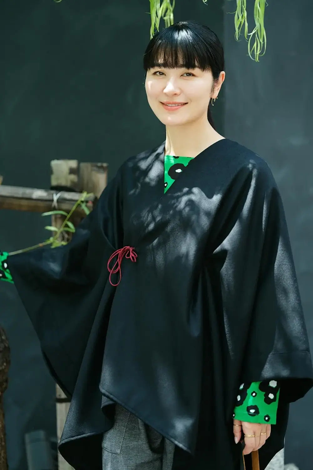 【9月22日頃発送予定】梳毛 杉綾織 きさらぎ／濡羽色
