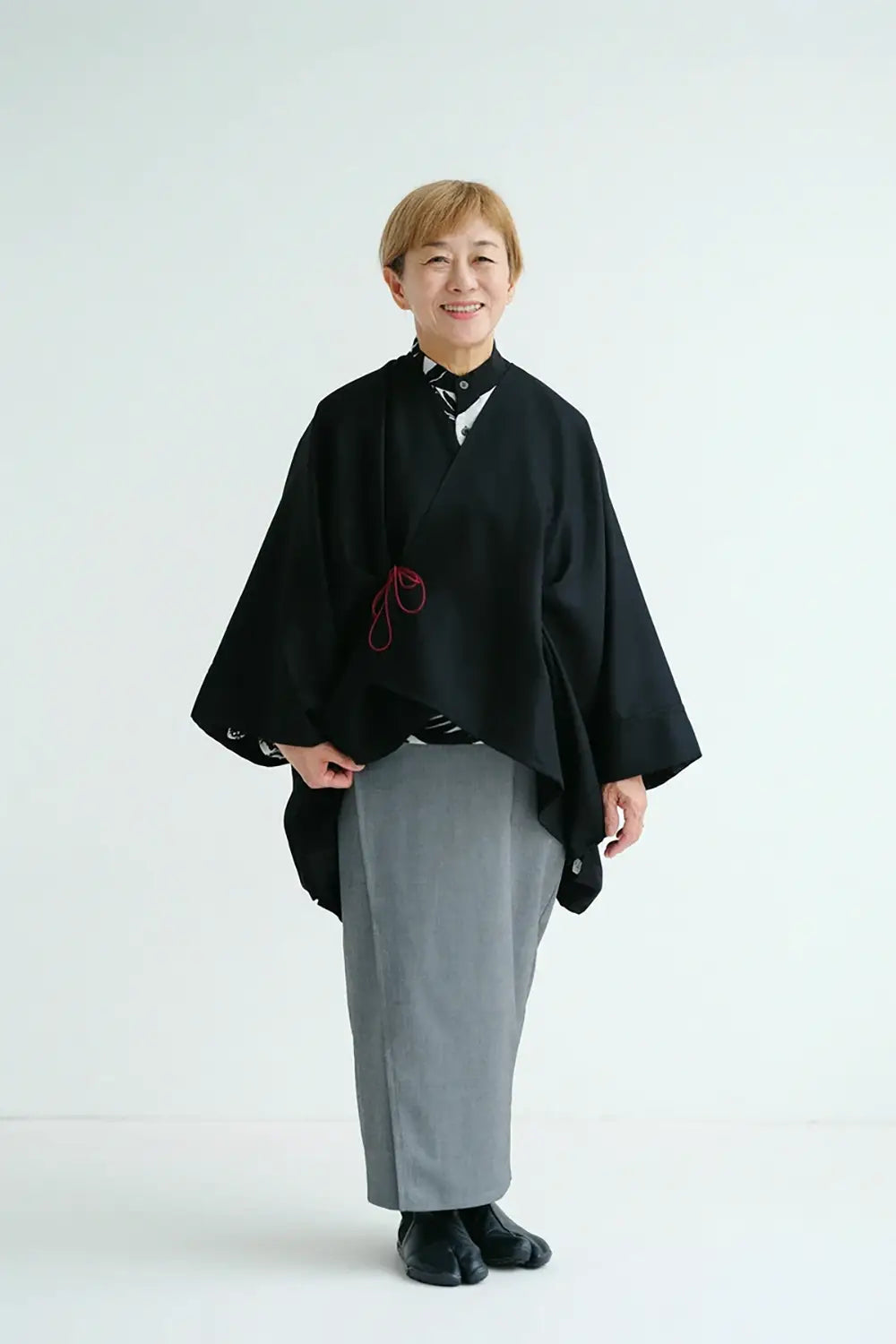 【9月22日頃発送予定】梳毛 綾織 きさらぎ 短丈／濡羽色