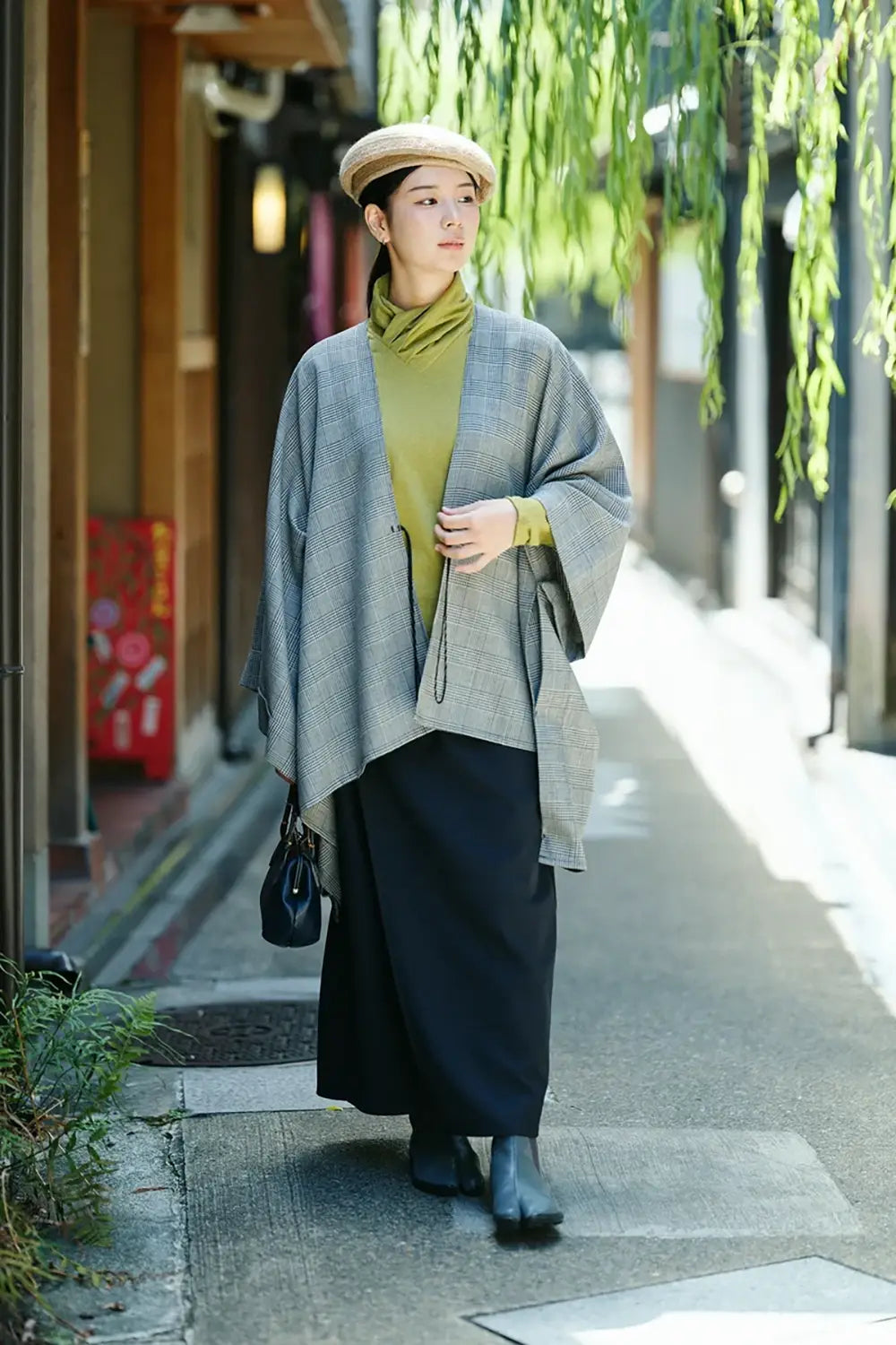 【9月22日頃発送予定】梳毛 綾織 筒下／黒紺