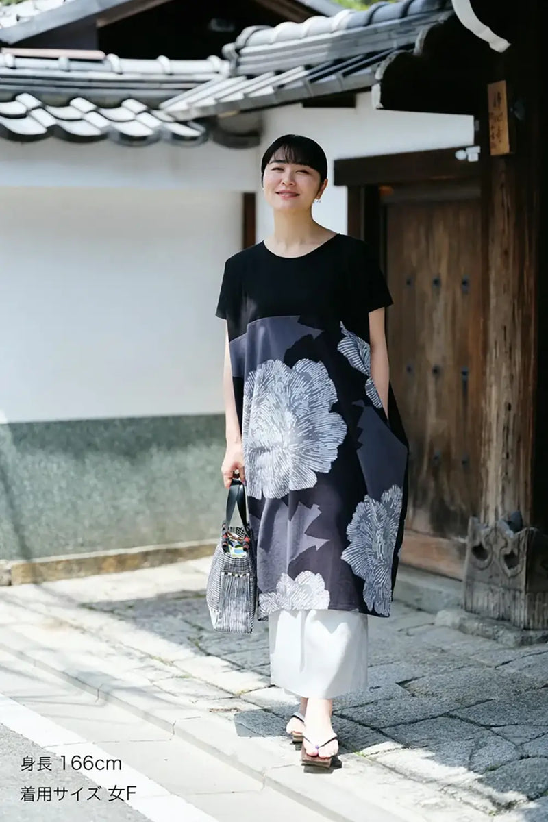 [Versand voraussichtlich um den 21. April] Takashima Jiji 20/20 Rechteckiges Gewand (Kumi), Saummuster (nasse Farbe) x Pfingstrosen