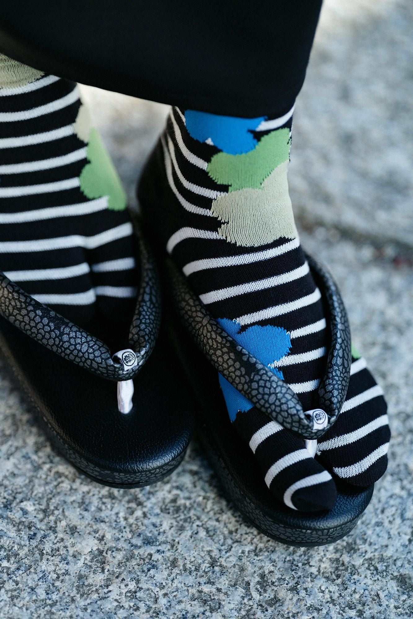 分趾襪（普通長度）／布芝空薔薇 黑色 【男・女性用】