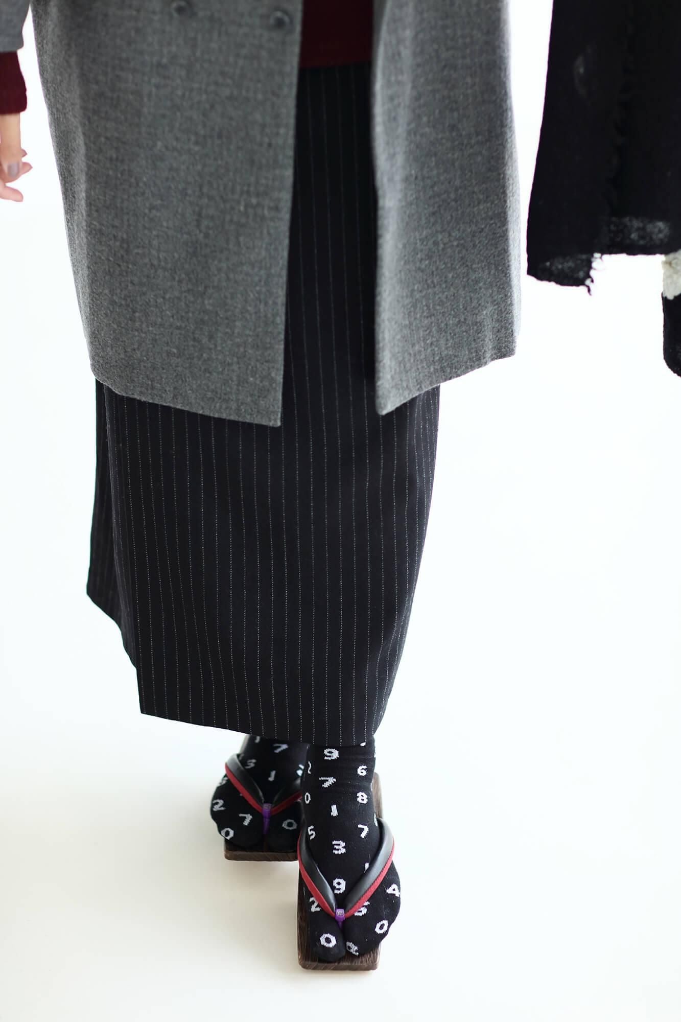 分趾襪（普通長度）／SO-SU-U十數 黑色×白色 【男・女性用】