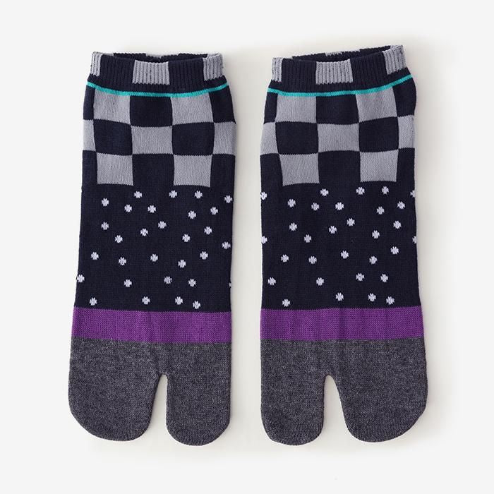 在Tabi袜子（长度） / Kyogen海军（男女）下