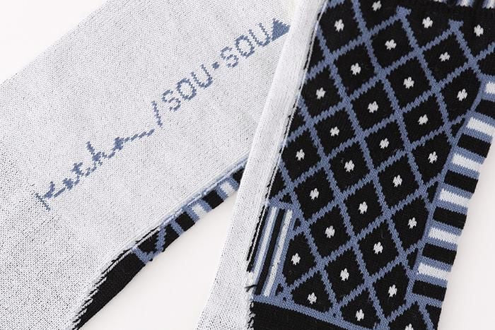 在Tabi（脚踝长度） /腕带下，湿羽毛颜色[男女的羽毛颜色]