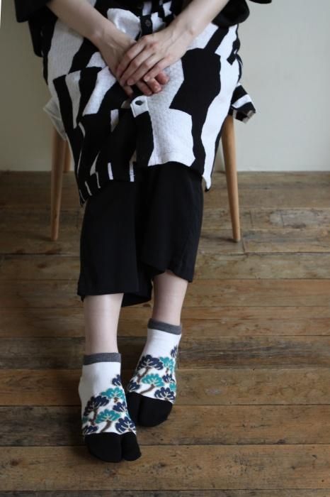 足袋下（踝丈）／松は松らしく 素鼠（すねず） 【男・女性用】