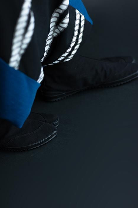 Festival Split Toe Tabi Shoes / Black×Fence