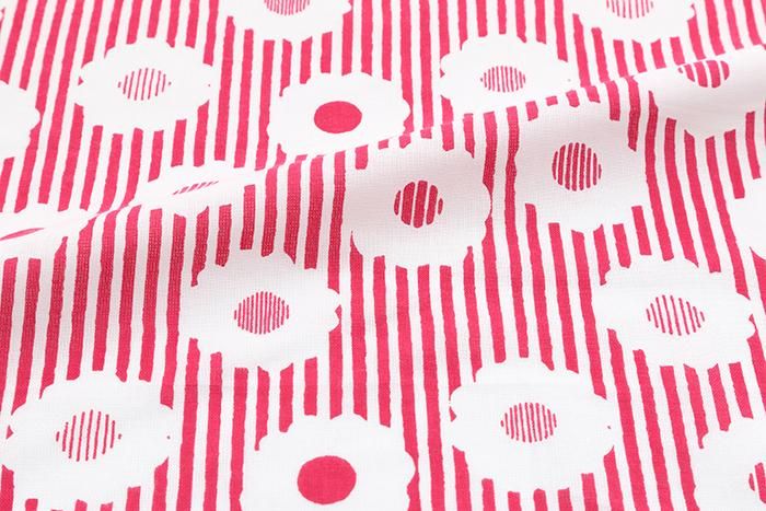 Isemomen Cotton Textile Handkerchief(Hime length)/White chrysanthemum​ ​ strawberry color