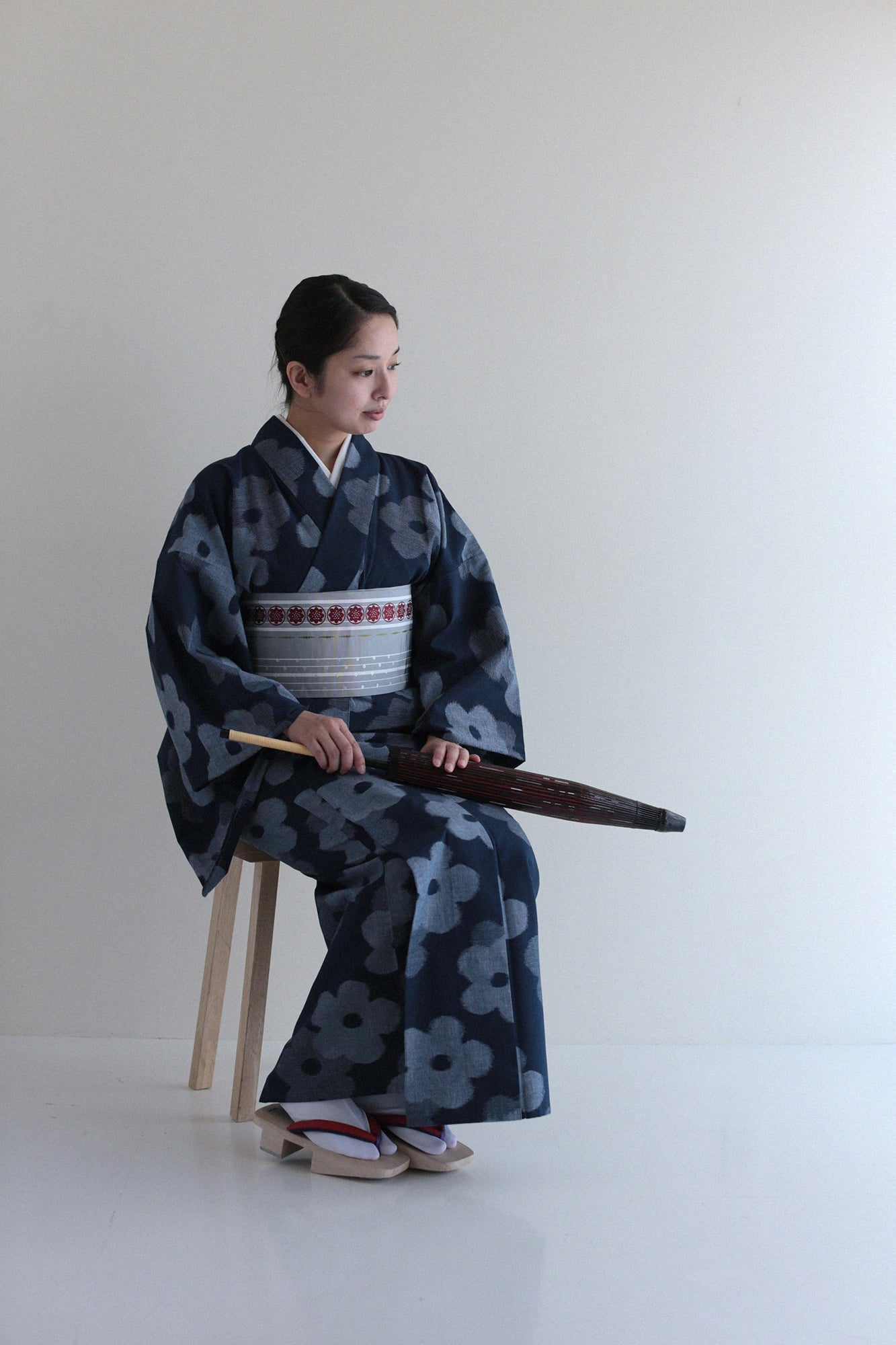 [※Durch Schneidern] Kurume-Kasuri-Stoff/Hanagasane-Eisen, Marineblau (Tetsukon)