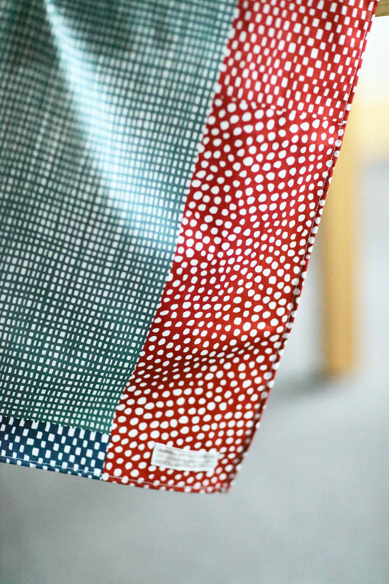 手印Furoshiki（大） / Maai Katsura