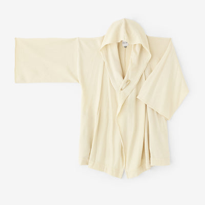 梳毛（そもう） 阿弥（あみ） 頭巾羽織（ずきんばおり） 単（ひとえ）／鳥の子色（とりのこいろ）