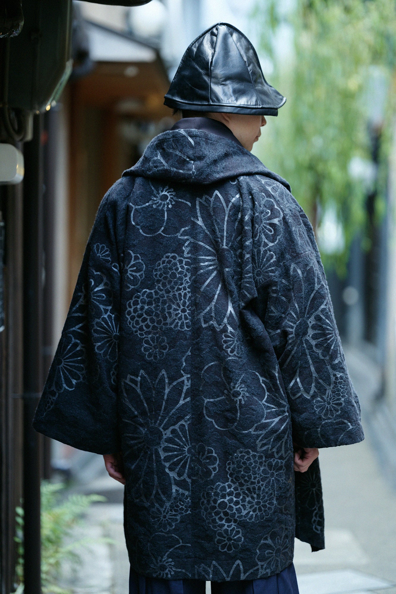 羊毛緹花 頭巾外套 附襯裡／金襴緞子