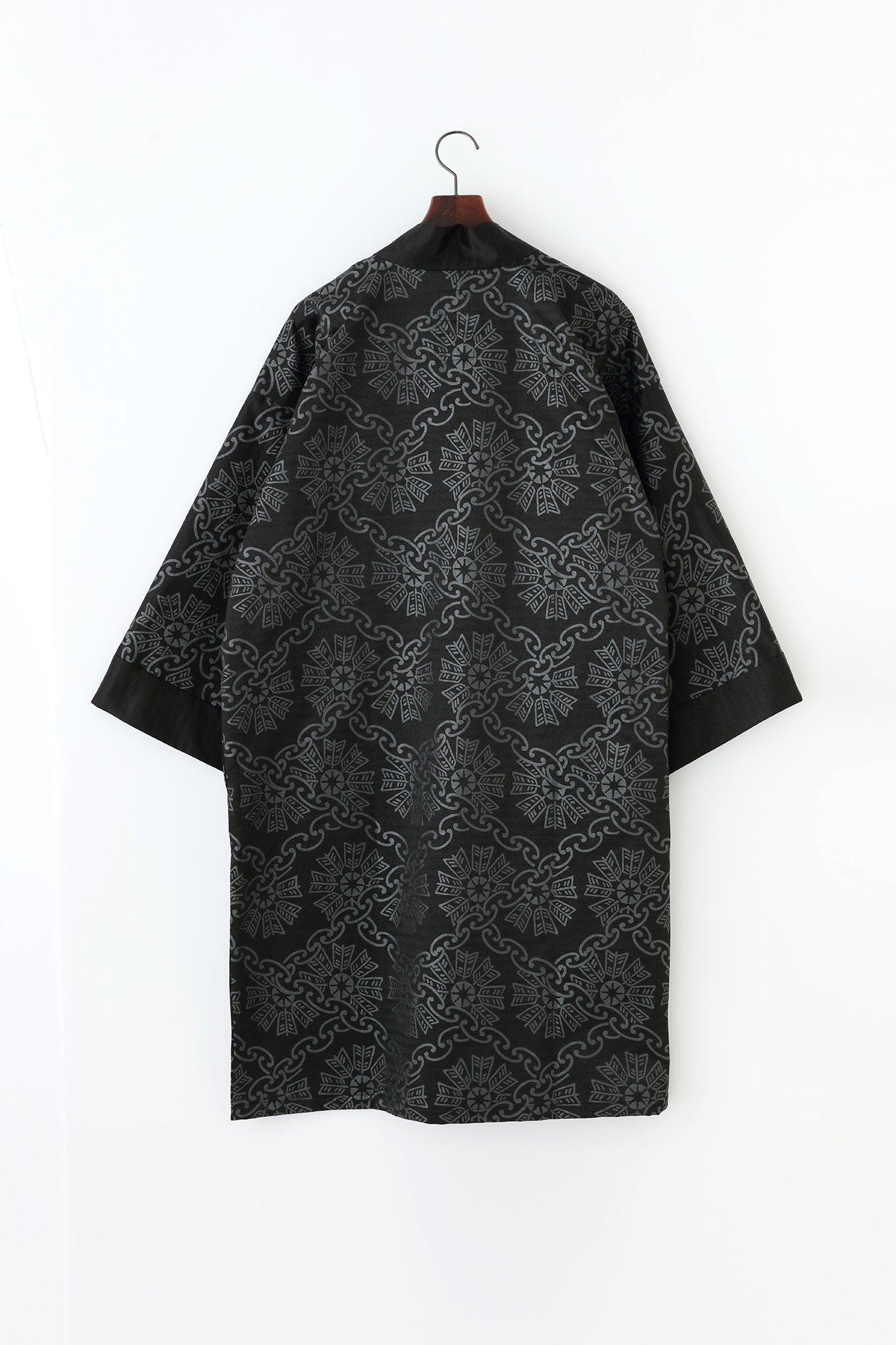 多樣織 袢纏 長袖外套 中長 單層／圓環風車紋 再現 黑色 