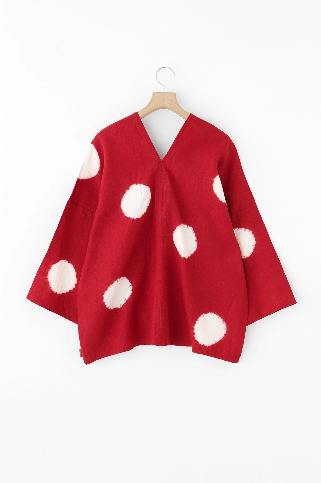 【Scheduled to ship around Mar 3】Konsei Tie-dye Linen Hatsuki Cardigan／Large Polka Dots Dark Red×White