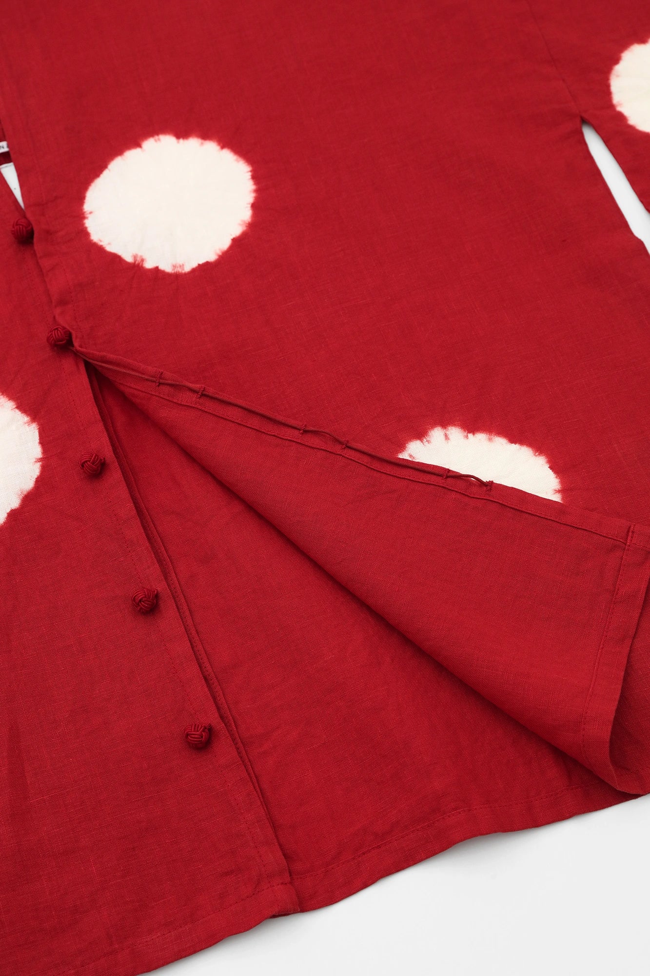 【Scheduled to ship around Mar 3】Konsei Tie-dye Linen Hatsuki Cardigan／Large Polka Dots Dark Red×White