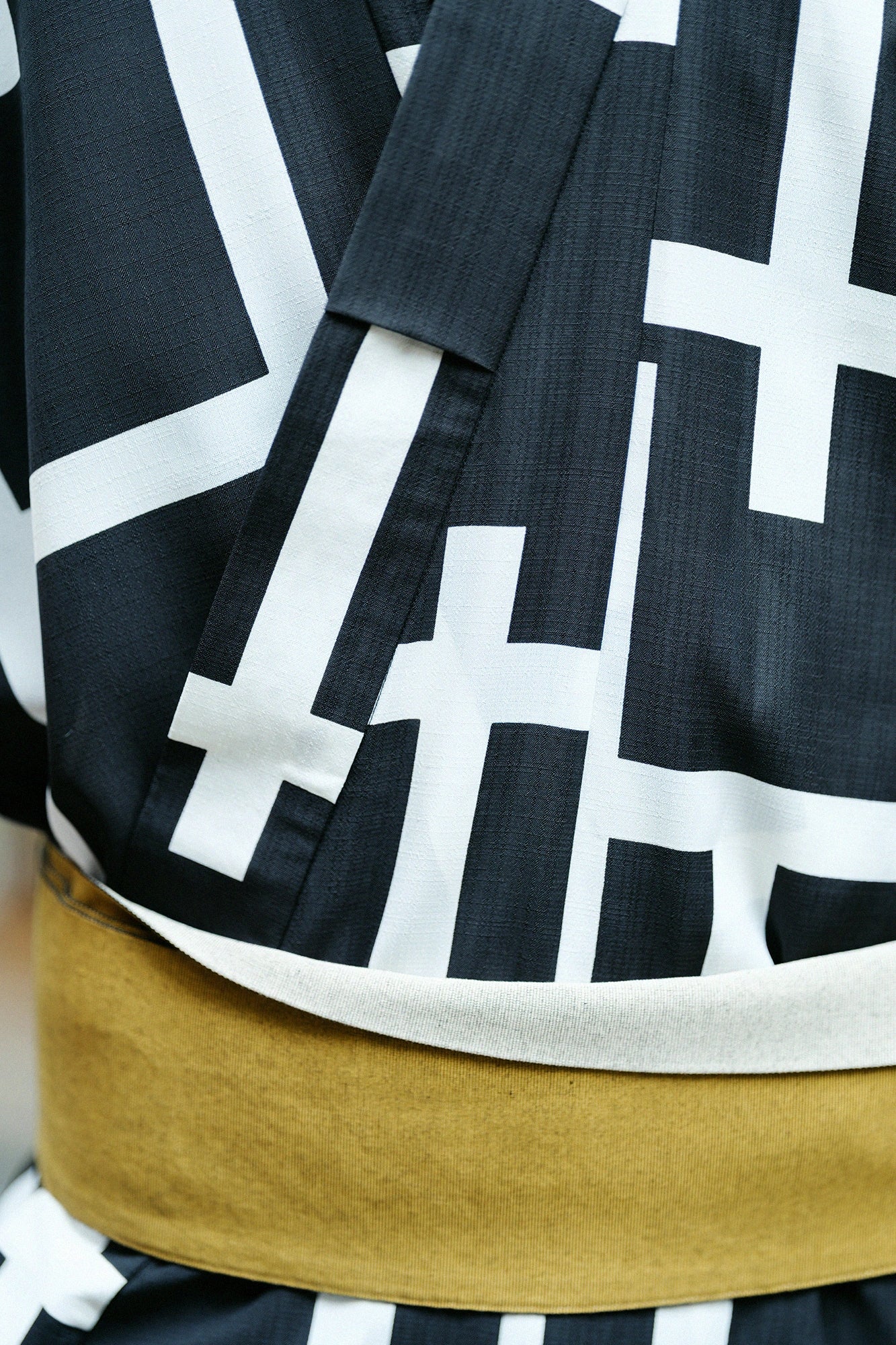 Kosugi Textiles CEOα Half-arm Yukata / Fence