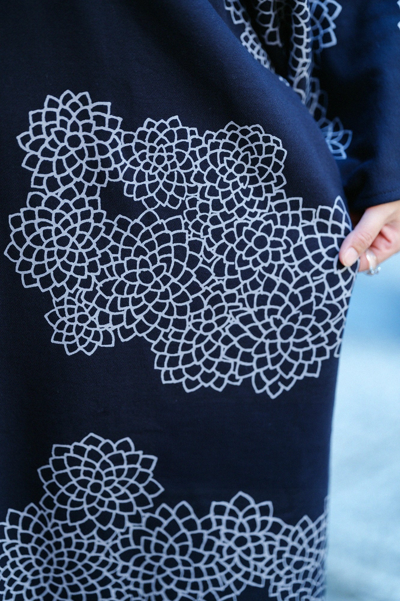 Fleece Turtle Neck Naginata Rectangular Dress / Chrysanthemum in Clouds and Blank Dark Blue