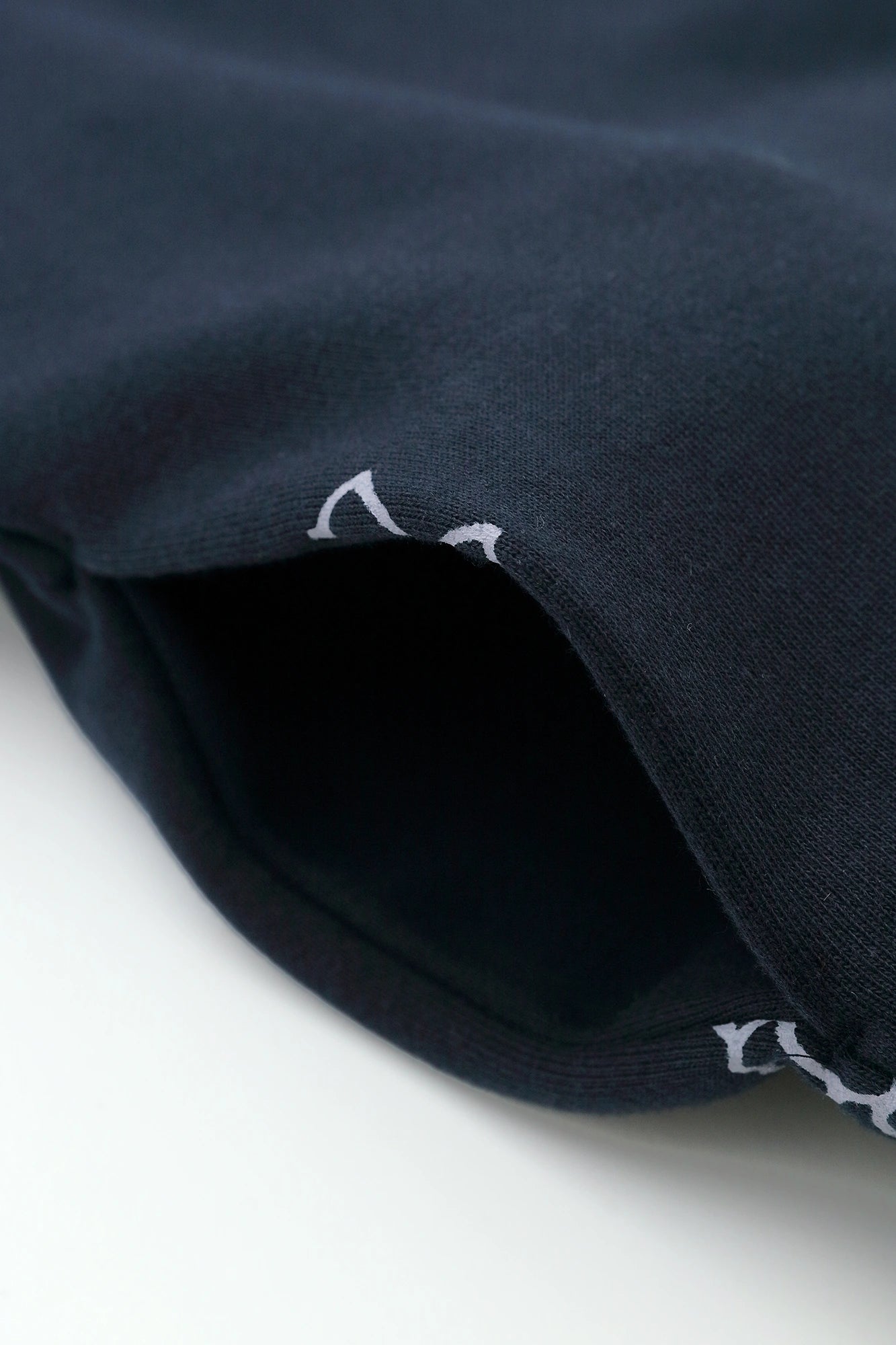 內抓毛 高領圓弧袖長方形洋裝／雲間菊 深藍色