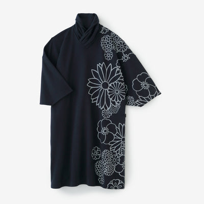 內抓毛 高領圓弧袖長方形洋裝／金襴緞子和留白 深藍色