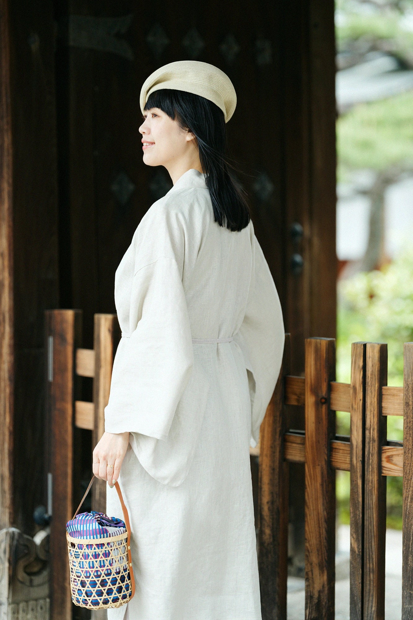 Broderie à petites manches en chanvre (kosodebaori) Long (Nagatake) / gris-blanc (kaihaishoku) 