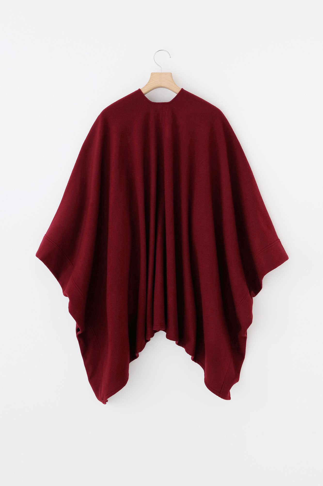 ウールメルトン きさらぎ／臙脂色（えんじいろ）