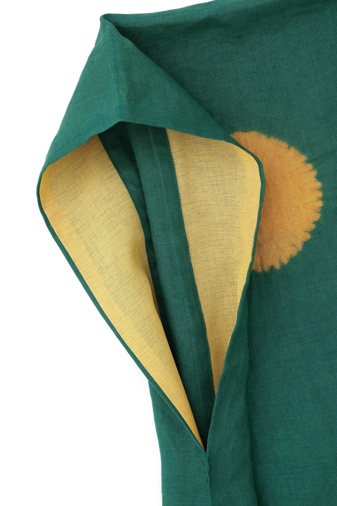 【Scheduled to ship around Mar 3】Konsei Tie-dye Linen Kisaragi Poncho／Large Polka Dots Evergreen×Golden Yellow