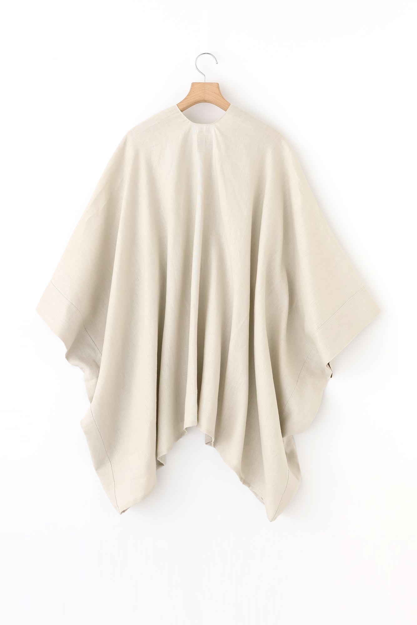 【Scheduled to ship around Mar 3】Linen Kisaragi Poncho／Greyish White