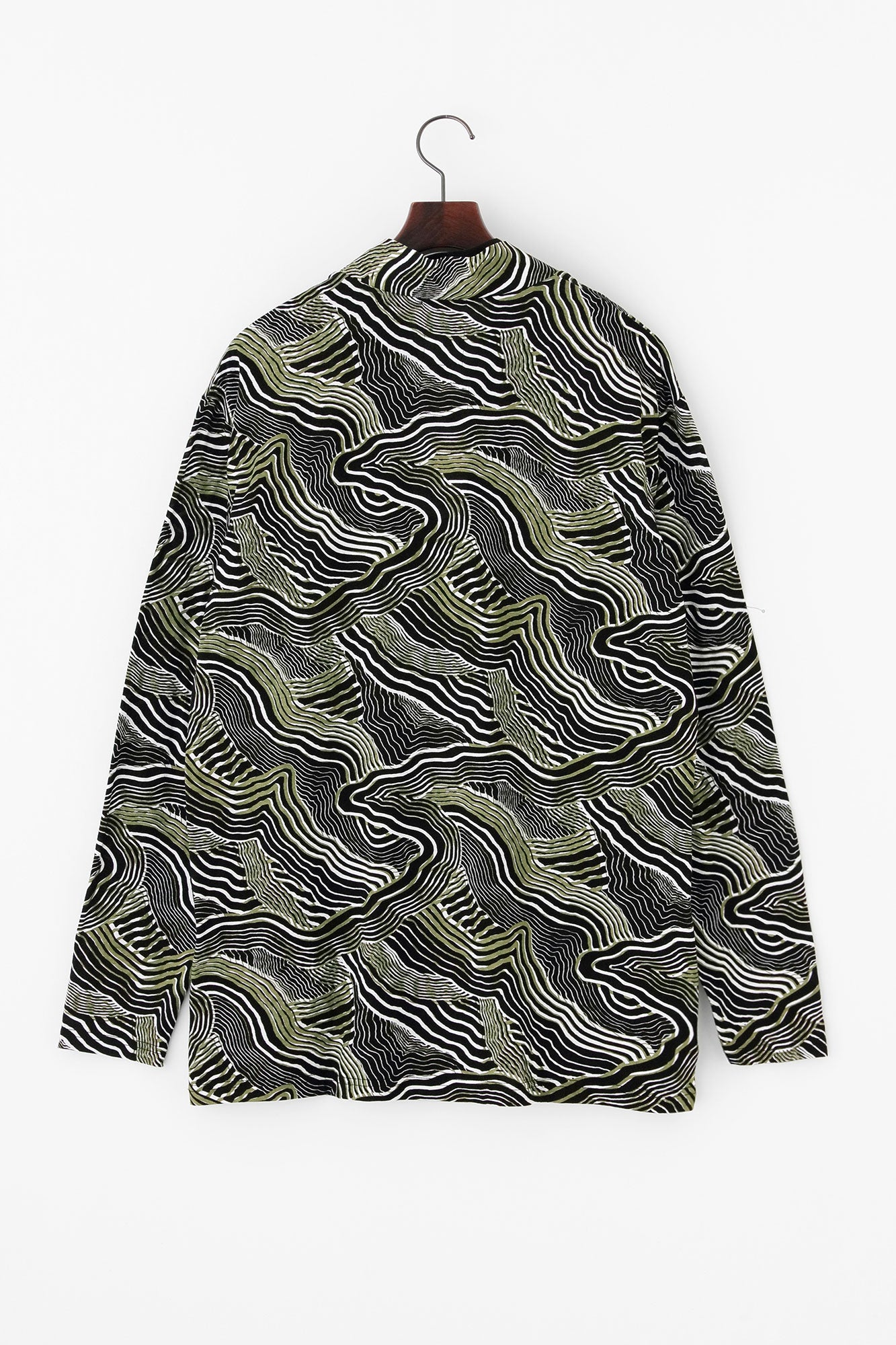 半衿狹風靡 長袖上衣／幻影