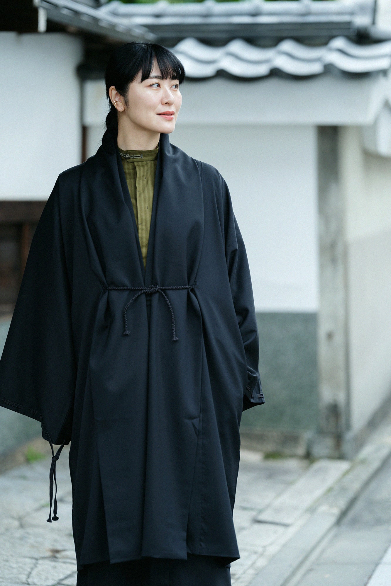 42雙線梳毛宮中袖外套單層/黑色