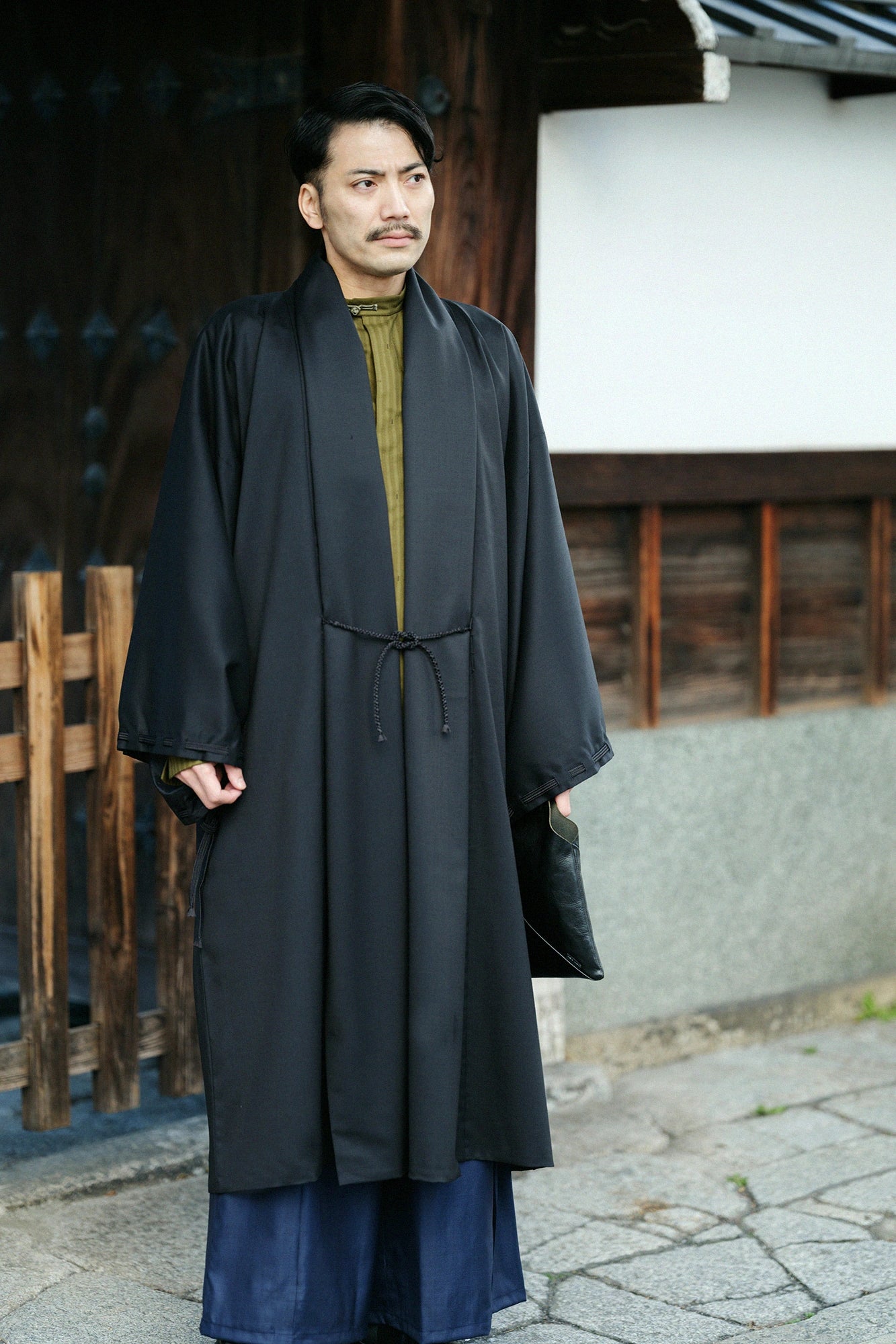 42雙線梳毛宮中袖外套單層/黑色